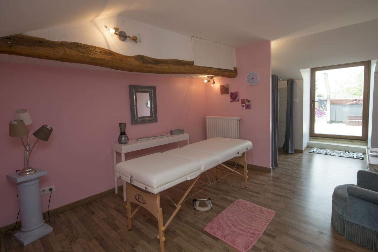Chambres D'Hotes Les Delices De La Roche Louresse-Rochemenier 外观 照片