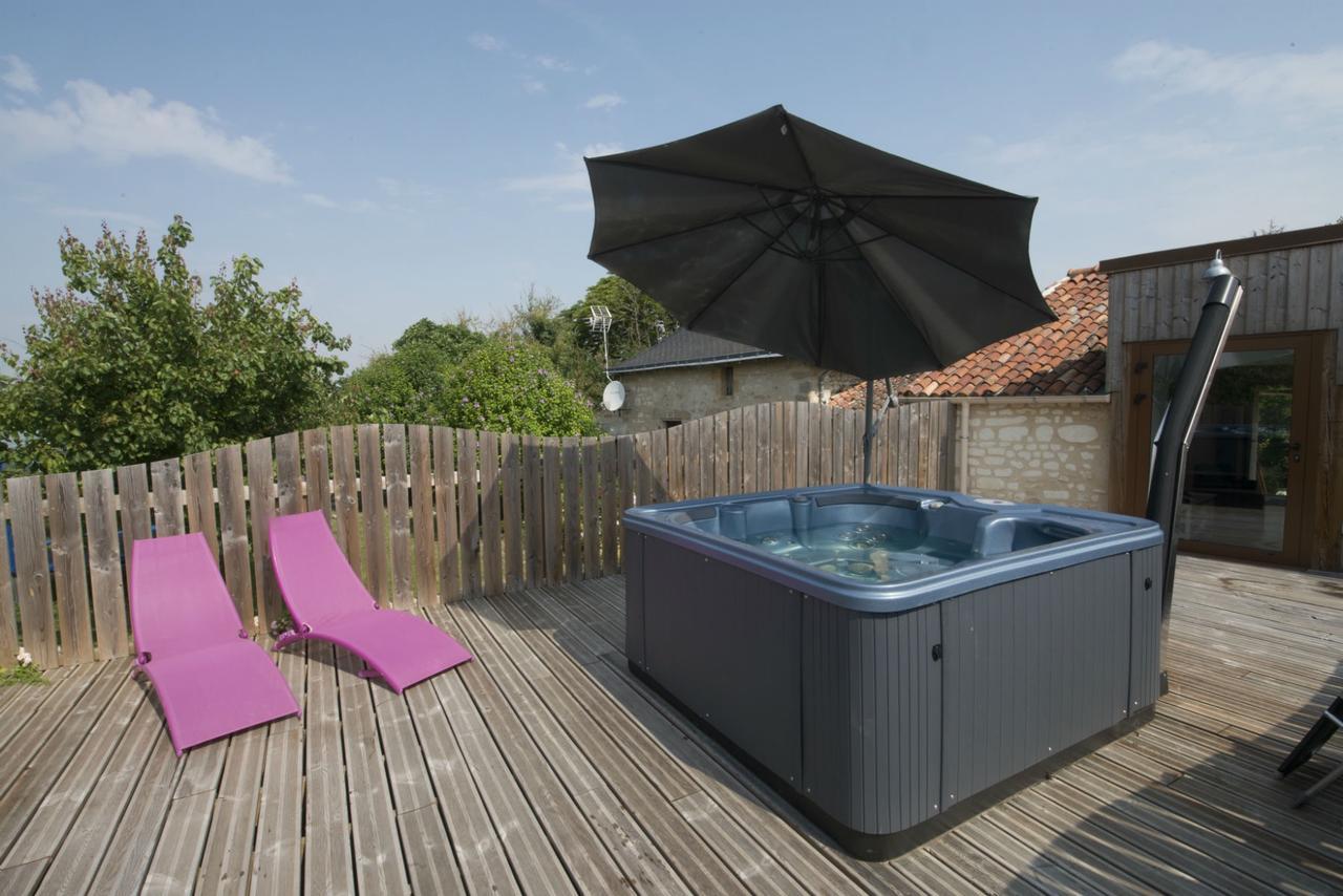 Chambres D'Hotes Les Delices De La Roche Louresse-Rochemenier 外观 照片