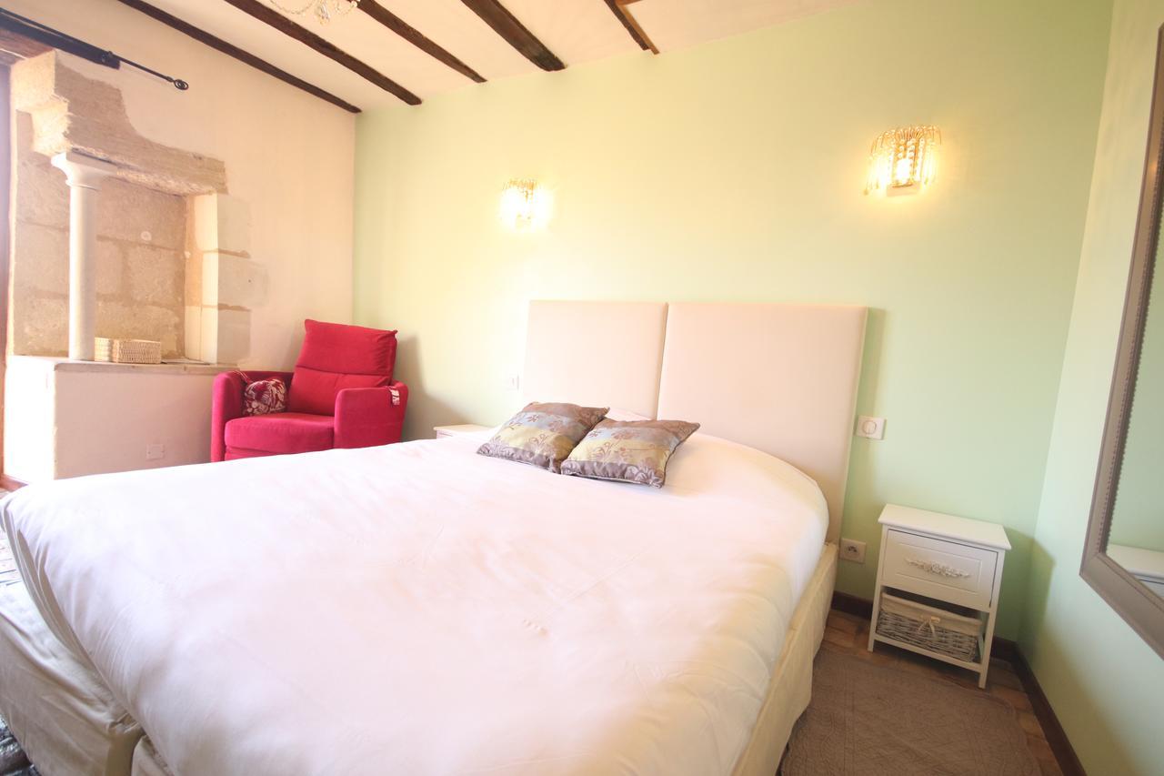 Chambres D'Hotes Les Delices De La Roche Louresse-Rochemenier 外观 照片